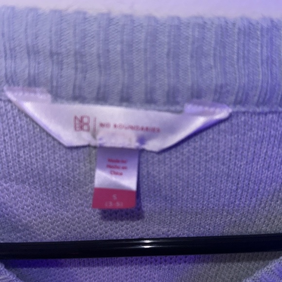 Shirt - Picture 3 of 4